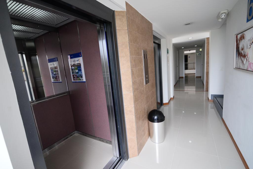 Benidorm Hotel Manizales Exterior foto
